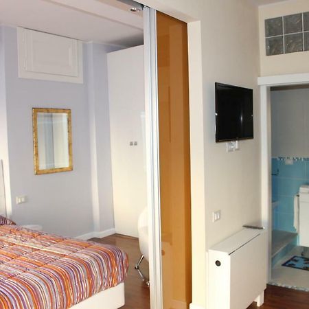 Domus Yenne Suites กาญารี ภายนอก รูปภาพ
