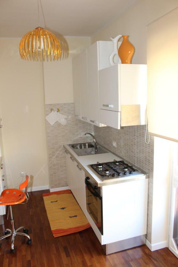 Domus Yenne Suites กาญารี ภายนอก รูปภาพ