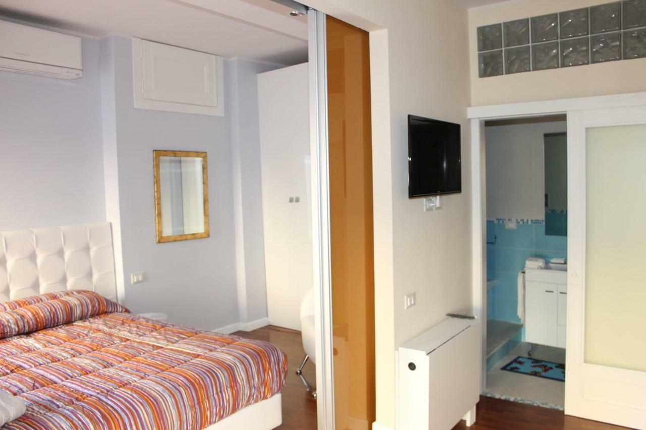Domus Yenne Suites กาญารี ภายนอก รูปภาพ