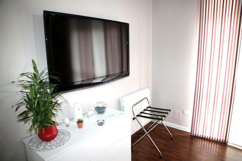 Domus Yenne Suites กาญารี ภายนอก รูปภาพ
